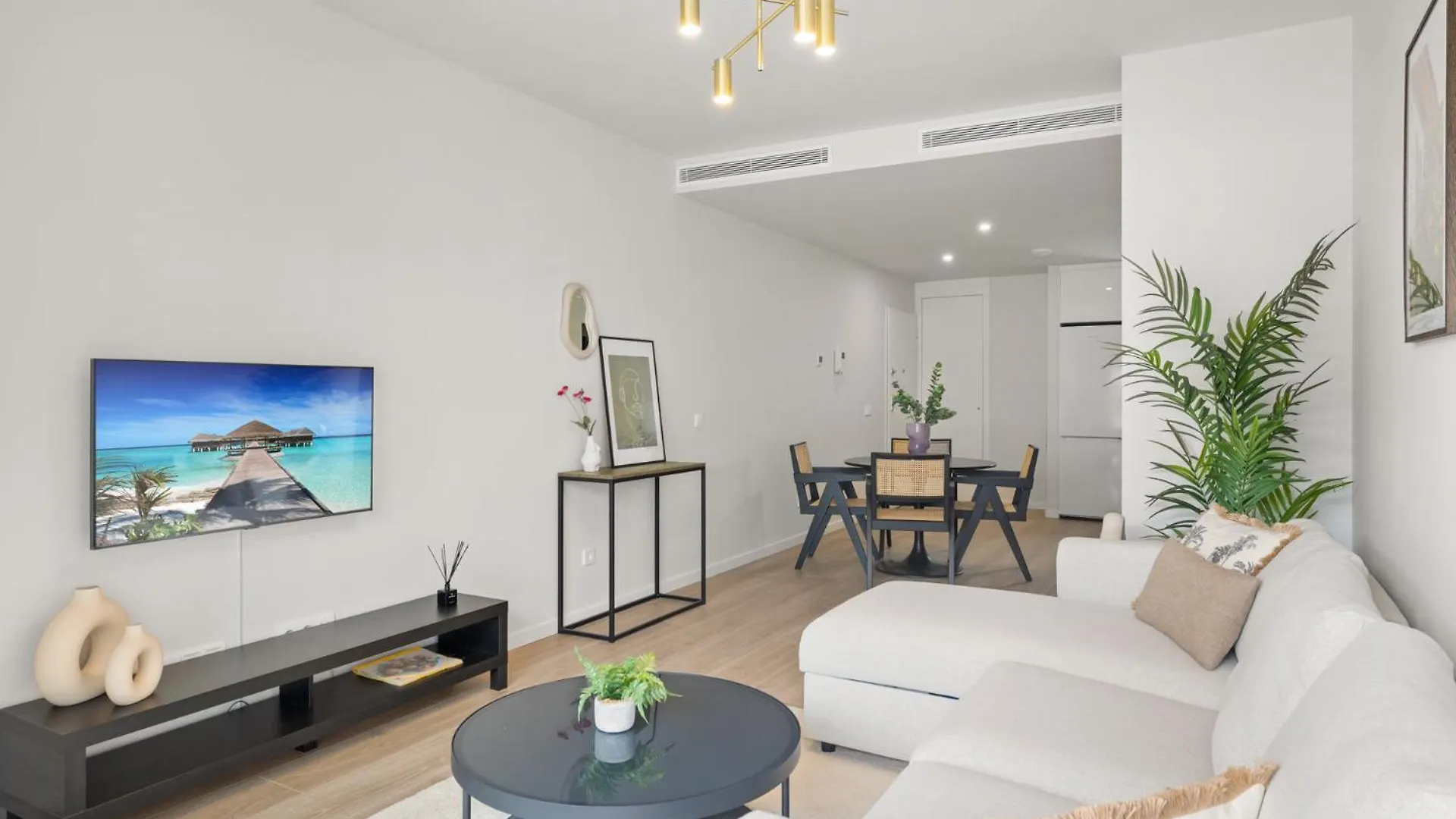 W4 Private Pool - Luxury Style Apartment Estepona