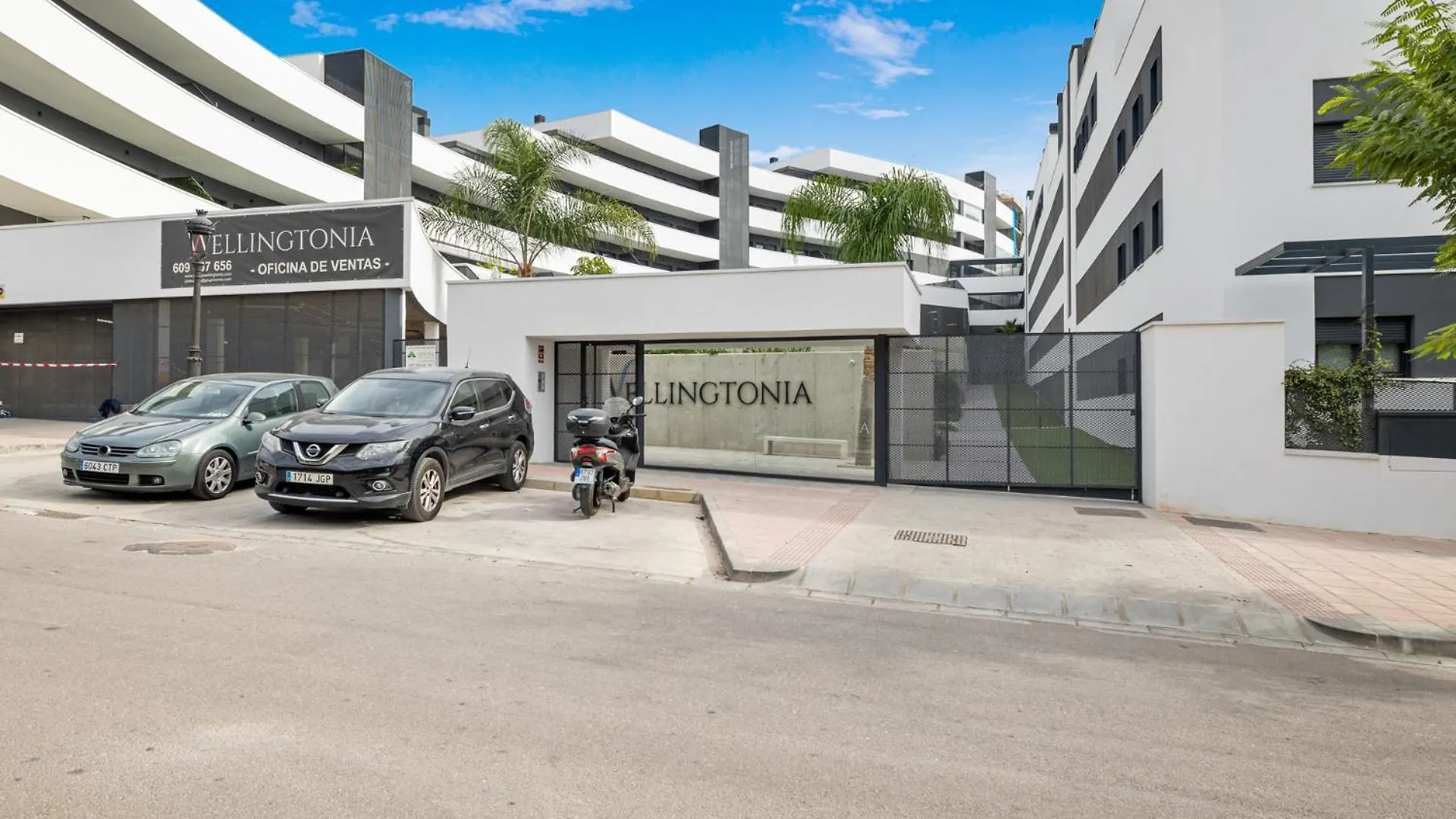 W4 Private Pool - Luxury Style Apartment Estepona